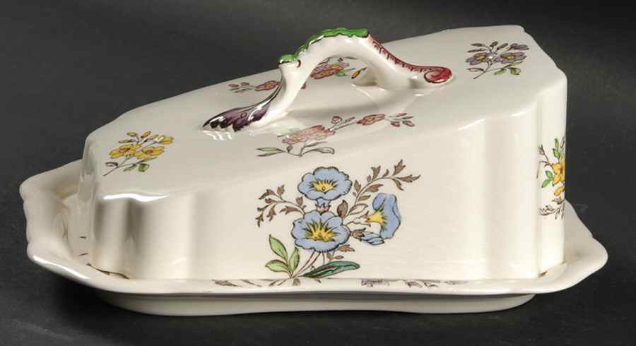 Gainsborough (Marlborough) Cheese Dish with Lid (Wedge) by Spode-1