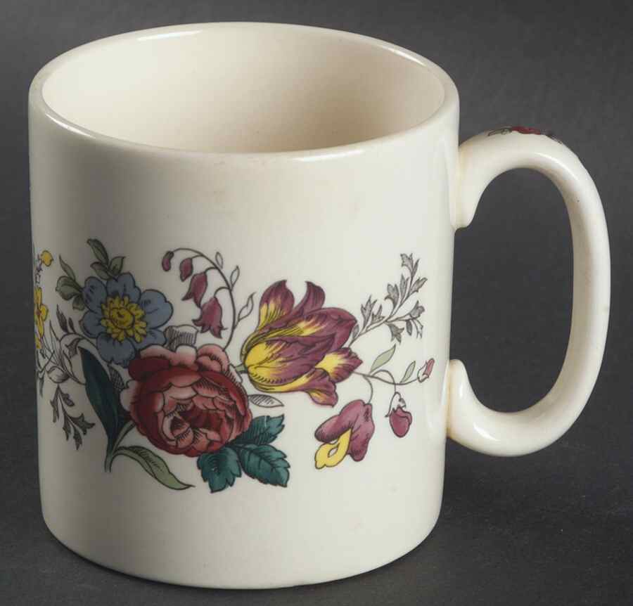Gainsborough (Marlborough) Mug by Spode-1