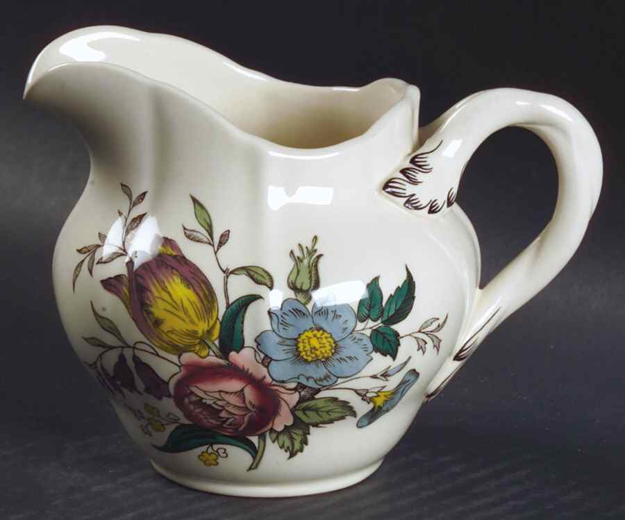 Gainsborough (Marlborough) Creamer by Spode-1