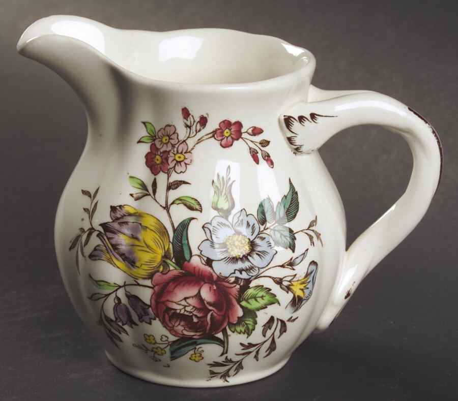 Gainsborough (Marlborough) 10 Oz Jug by Spode-1