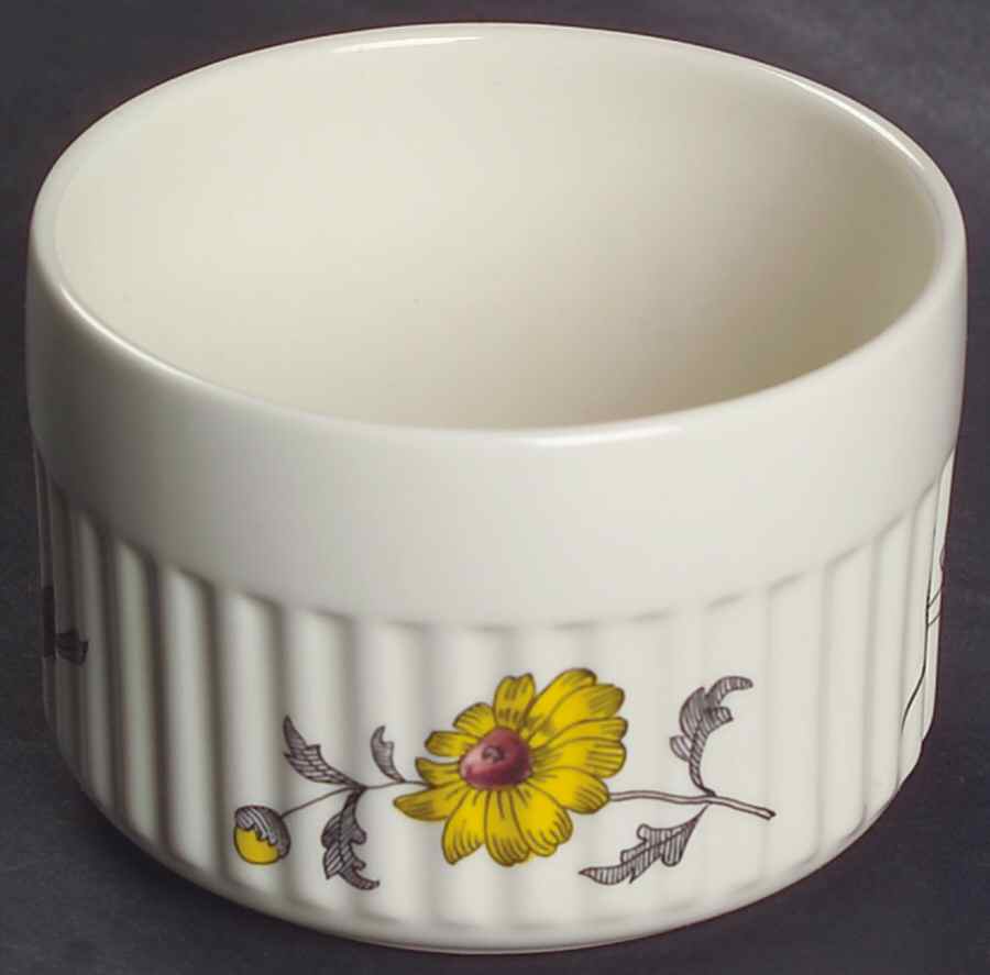Gainsborough (Marlborough) Ramekin by Spode-1