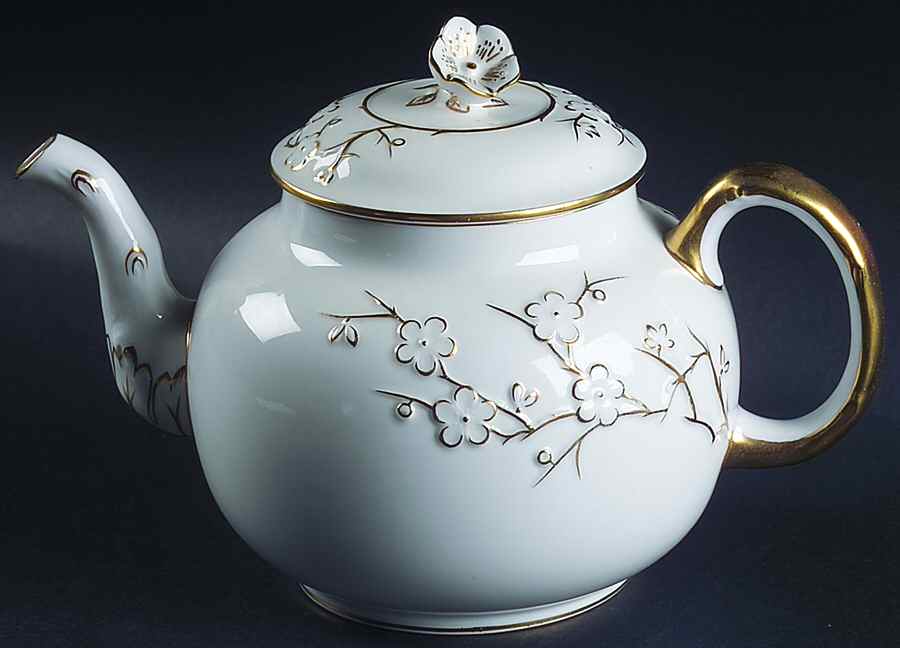 Geisha Gold (Gold Flowers, Gold Trim) Teapot & Lid by Spode-1