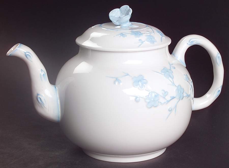 Geisha Light Blue (No Gold Accents) Teapot & Lid by Spode-1