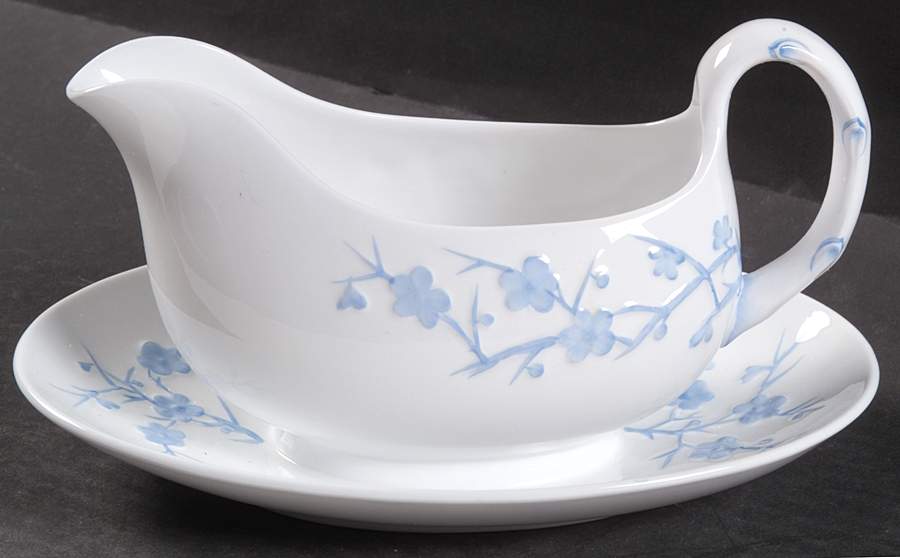 Geisha Light Blue (No Gold Accents) Gravy Boat with Attached Underplate by Spode-1