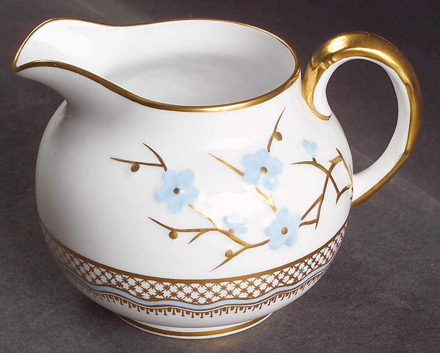 Geisha Light Blue (Gold Accents) Creamer by Spode-1