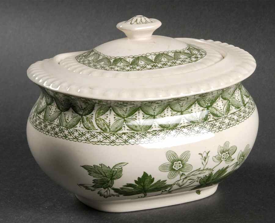 Geranium Green (Gadroon Shape, Older) Sugar Bowl & Lid by Spode-1