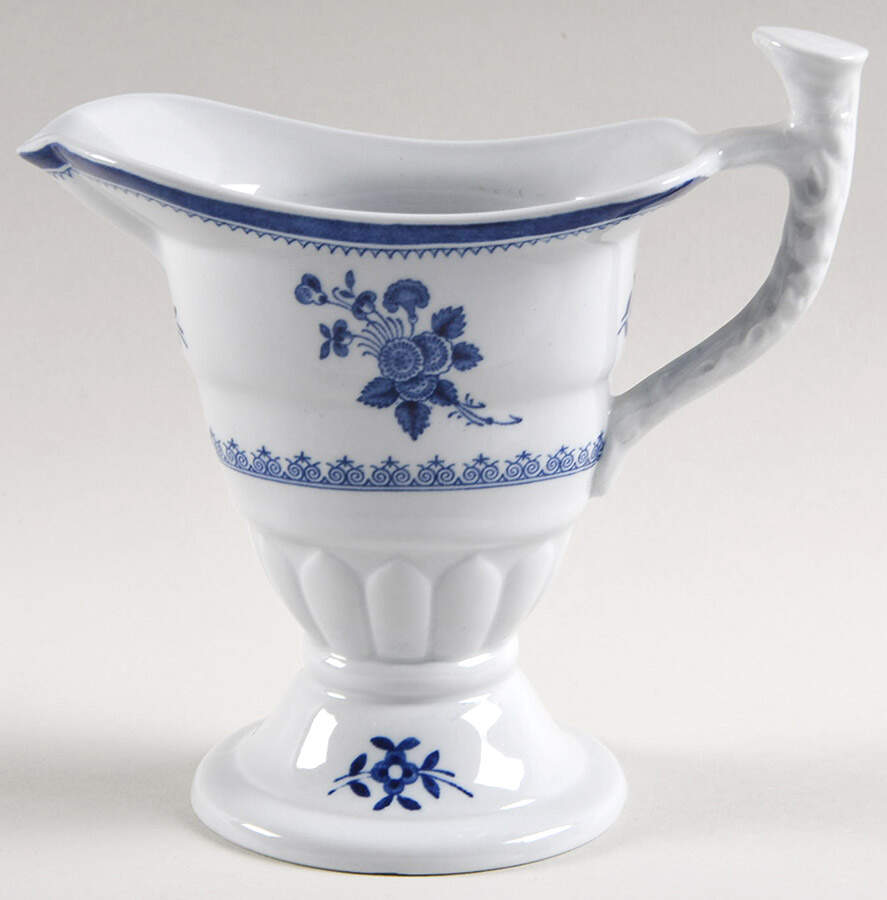 Gloucester (No Trim) Creamer by Spode-1