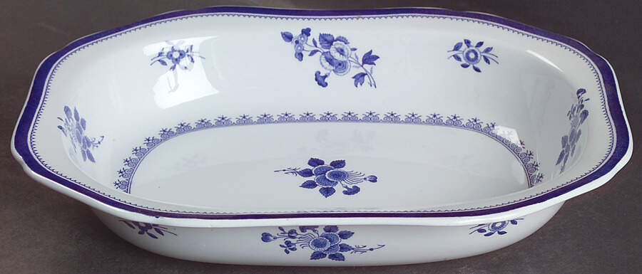 Gloucester (No Trim) 9" Oval Vegetable Bowl by Spode-1