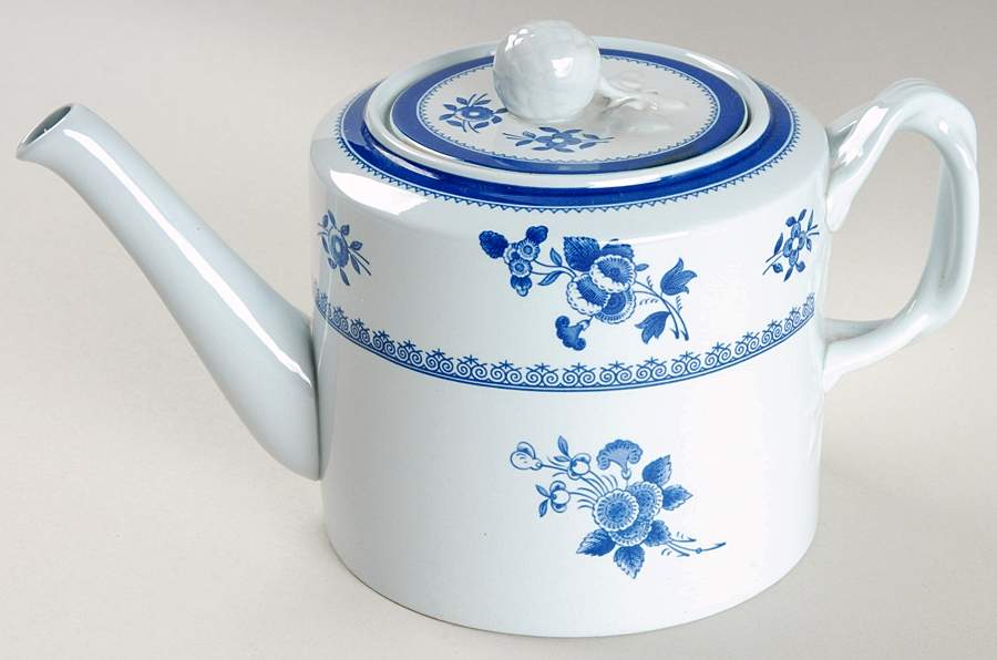 Gloucester (No Trim) Mini Teapot & Lid by Spode-1