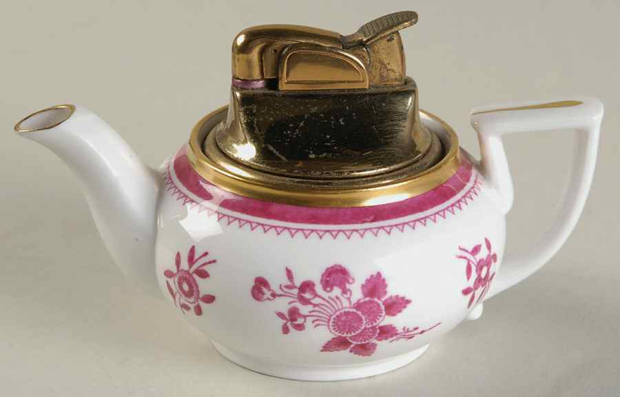 Gloucester Red (Bone) Cigarette Lighter by Spode-1