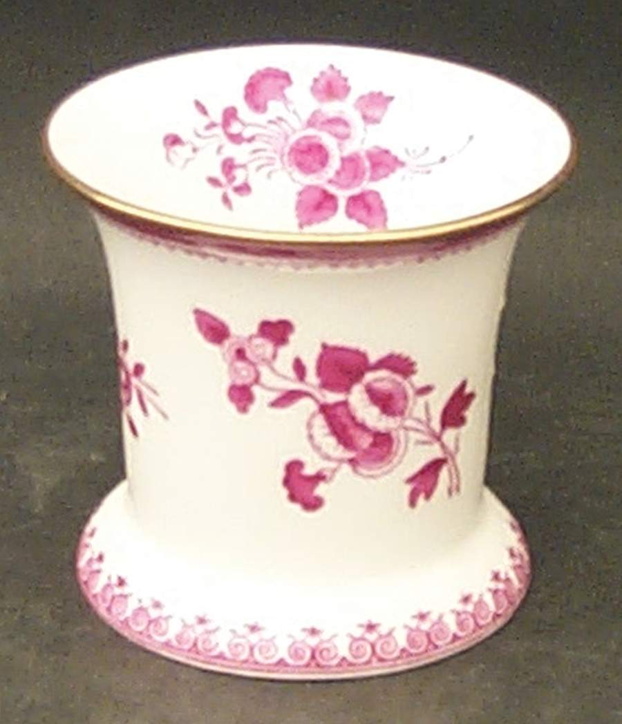 Gloucester Red (Bone) Cigarette Holder by Spode-1