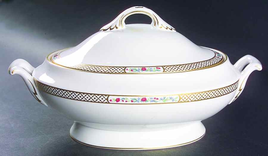 Golden Trellis Oval Covered Vegetable by Spode-1