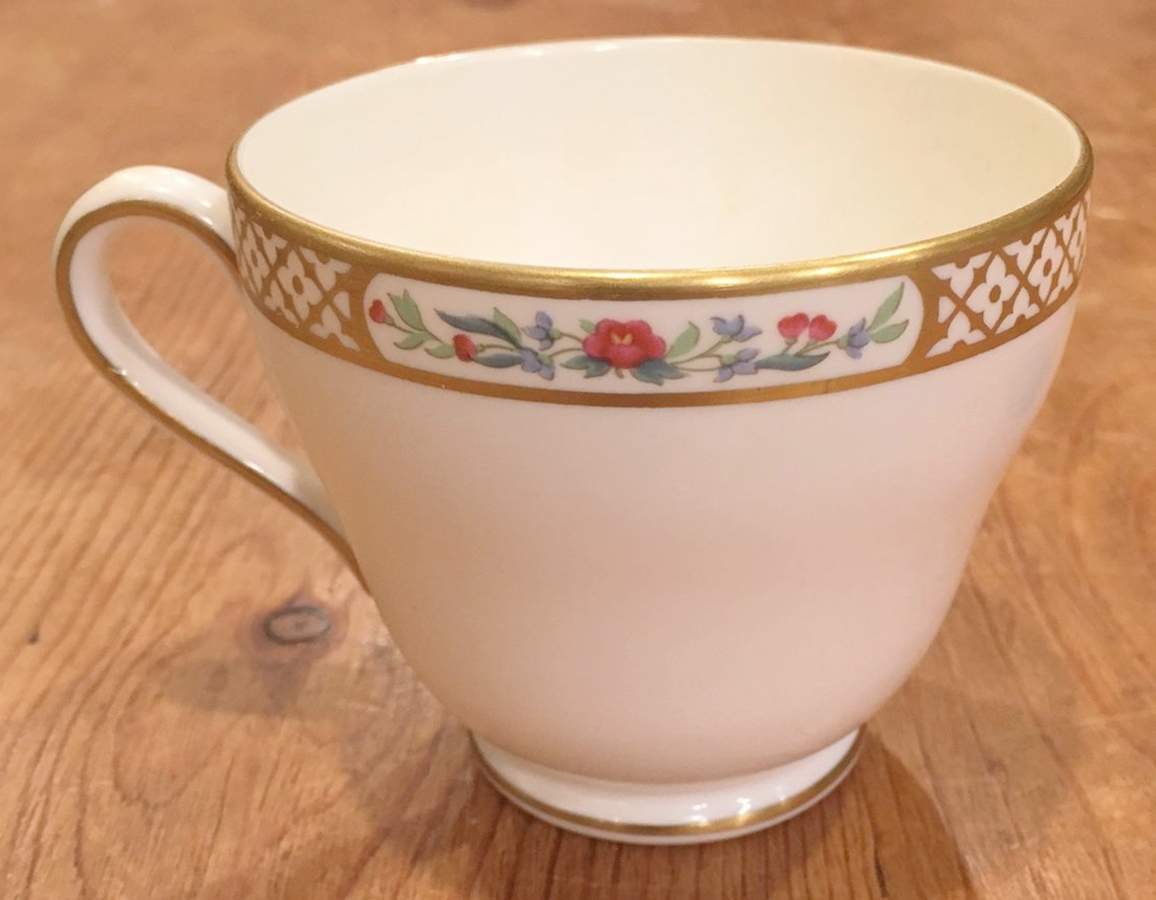 Golden Trellis Footed Cup by Spode-1