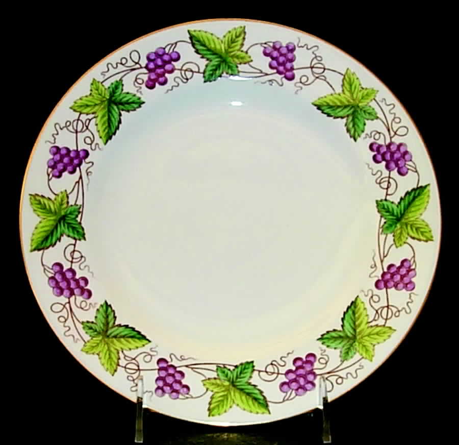 Grapevine Luncheon Plate by Spode-1