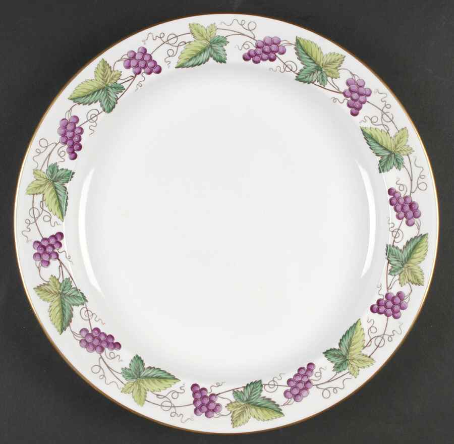 Grapevine 12" Chop Plate (Round Platter) by Spode-1