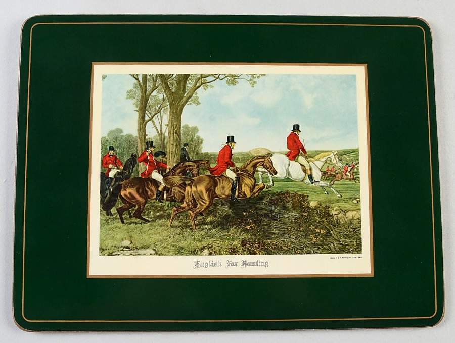 Herring Hunt, The Hunt (Green, Scalloped) Corkboard Placemat by Spode-1