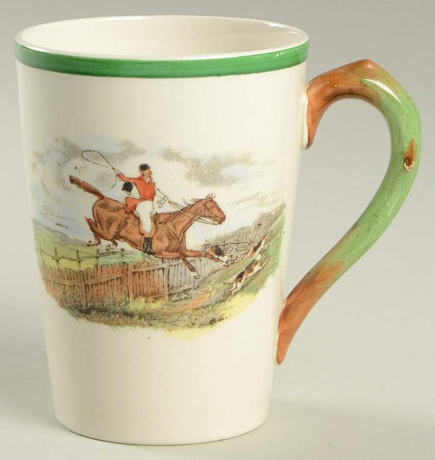 Herring Hunt, The Hunt (Green, Scalloped) Tall Mug by Spode-1