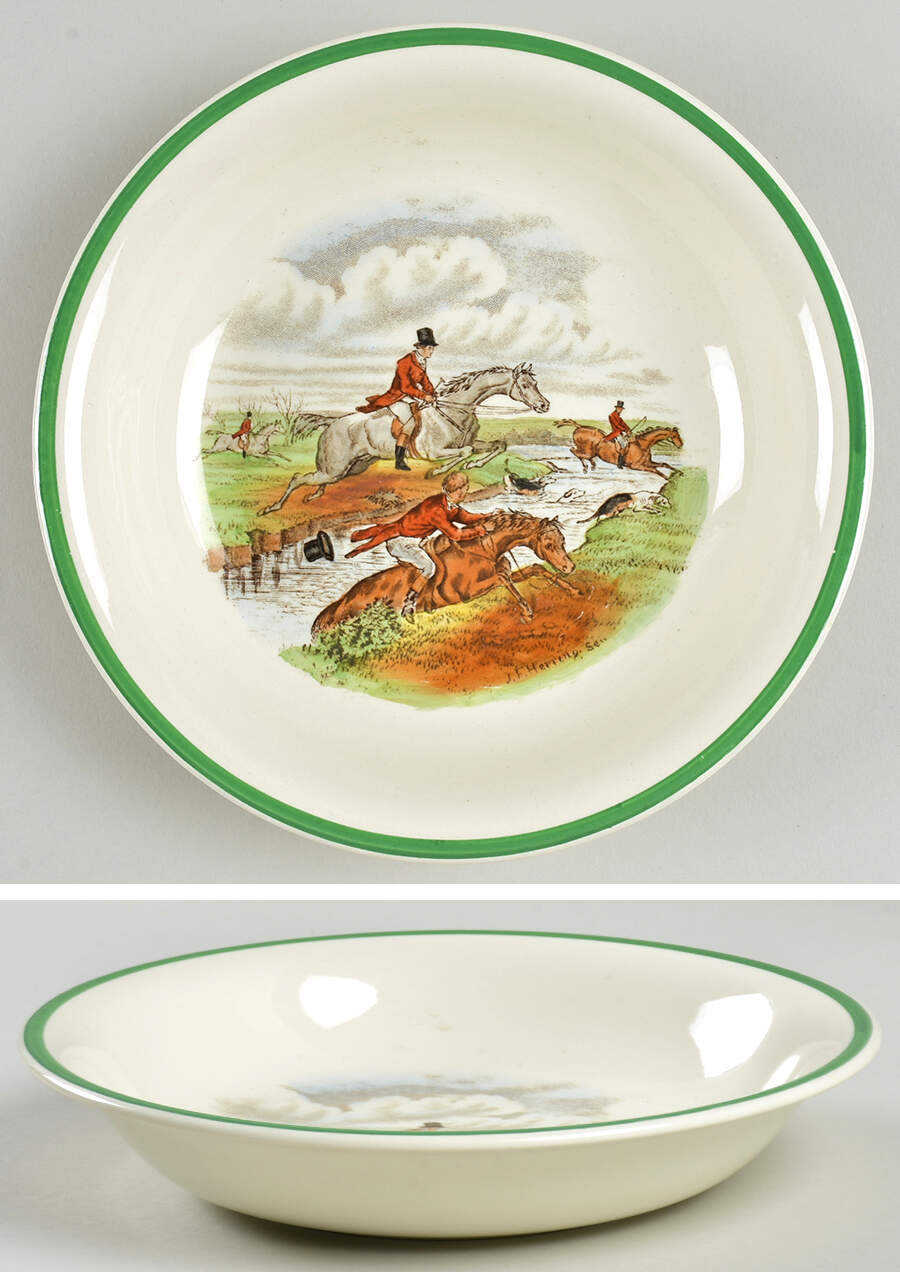 Herring Hunt, The Hunt (Green, Scalloped) Coupe Soup Bowl by Spode-1