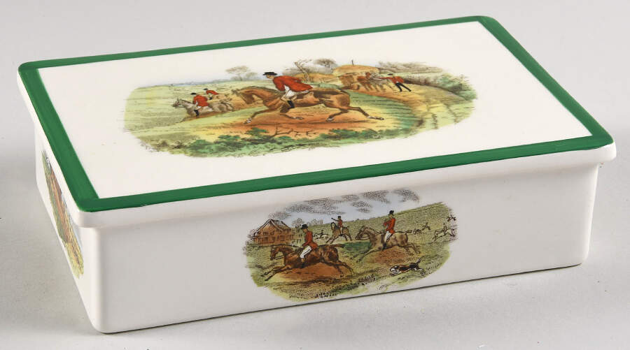 Herring Hunt, The Hunt (Green, Scalloped) 6" Rectangular Box & Lid by Spode-1