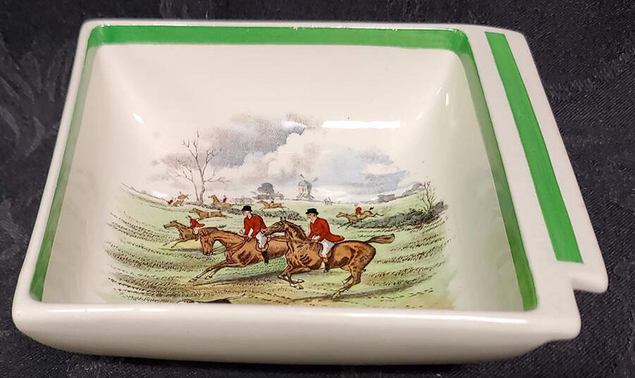 Herring Hunt, The Hunt (Green, Scalloped) 5" Ashtray by Spode-1