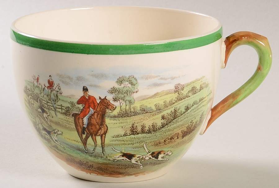 Herring Hunt, The Hunt (Green, Scalloped) Jumbo Cup by Spode-1