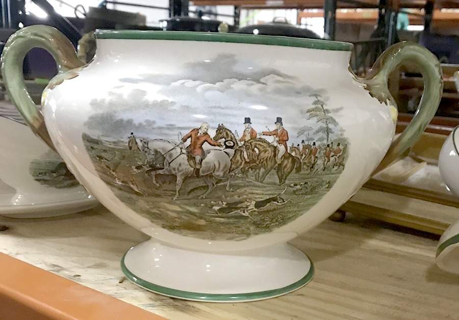 Herring Hunt, The Hunt (Green, Scalloped) Tureen & Lid by Spode-1