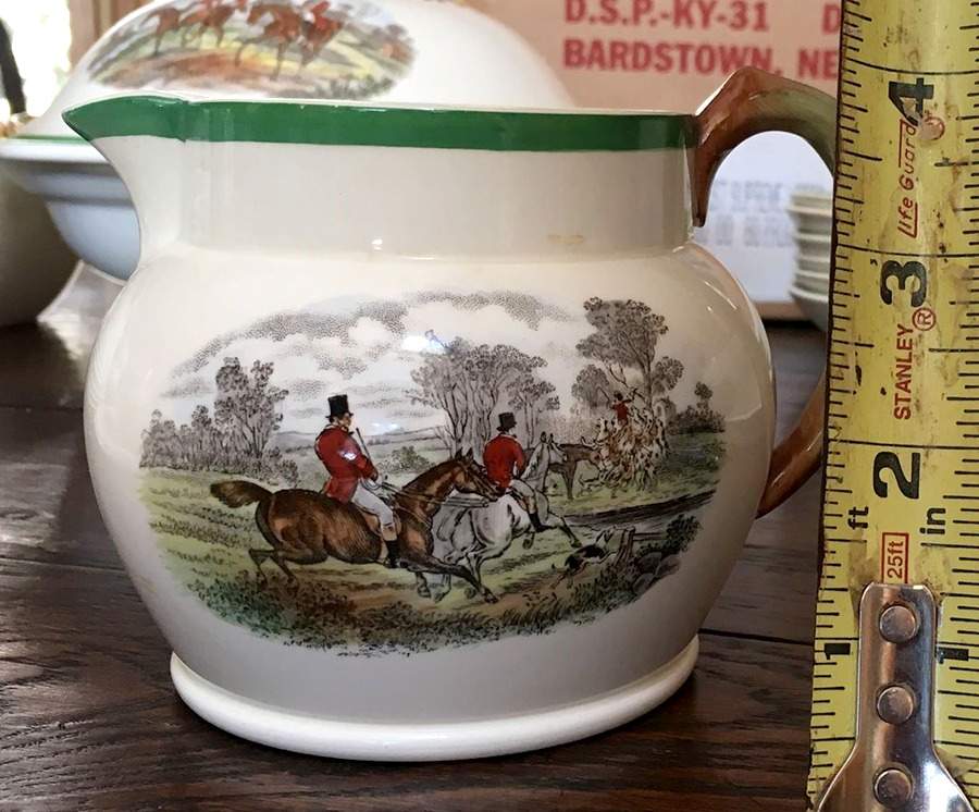 Herring Hunt, The Hunt (Green, Scalloped) 18 Oz Jug by Spode-1