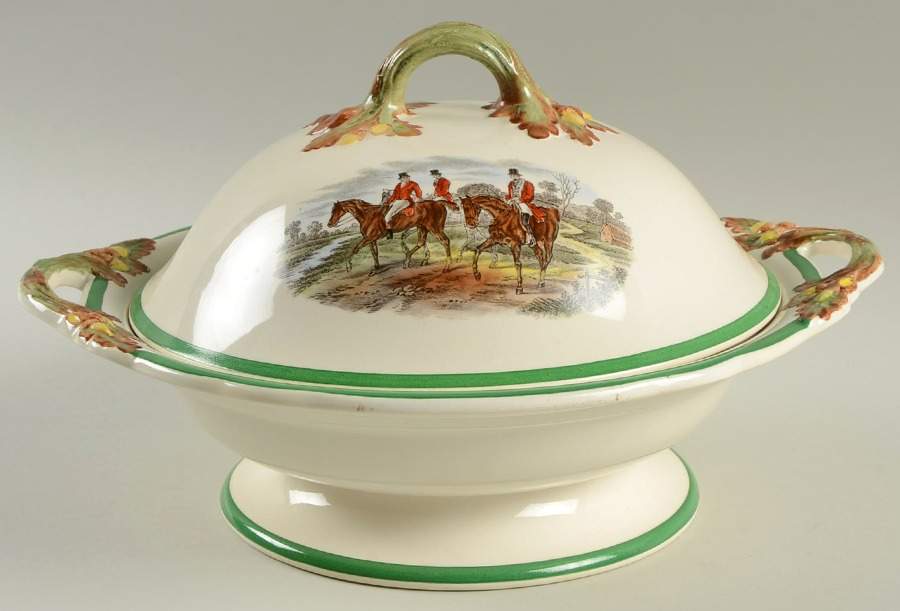 Herring Hunt, The Hunt (Green, Scalloped) Round Covered Vegetable by Spode-1