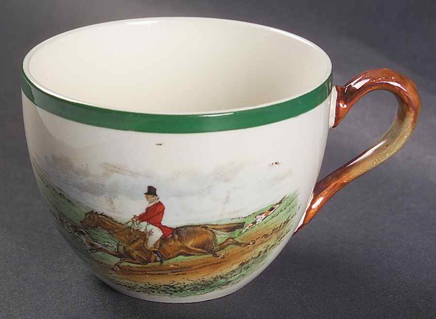 Herring Hunt, The Hunt (Green, Scalloped) Flat Cup by Spode-1