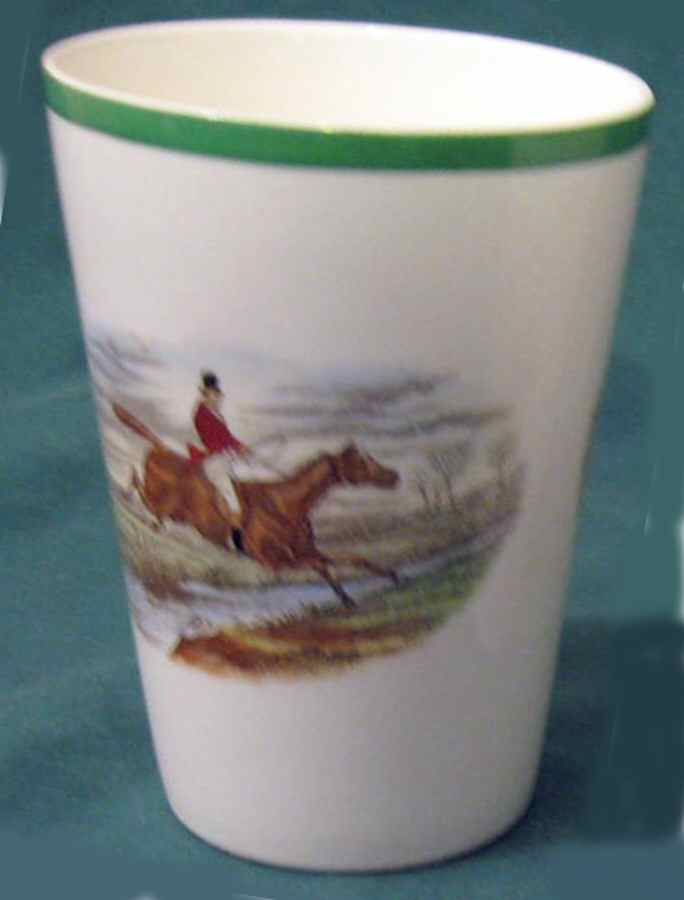 Herring Hunt, The Hunt (Green, Scalloped) Tall China Tumbler by Spode-1