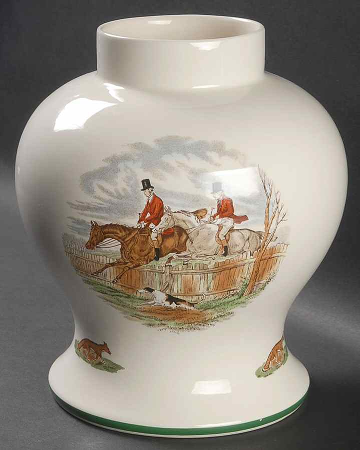 Herring Hunt, The Hunt (Green, Scalloped) 9" Vase by Spode-1