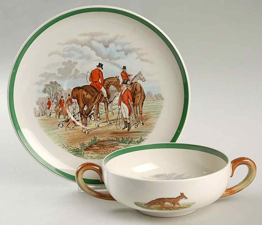 Herring Hunt, The Hunt (Green, Scalloped) Flat Cream Soup Bowl & Saucer Set by Spode-1