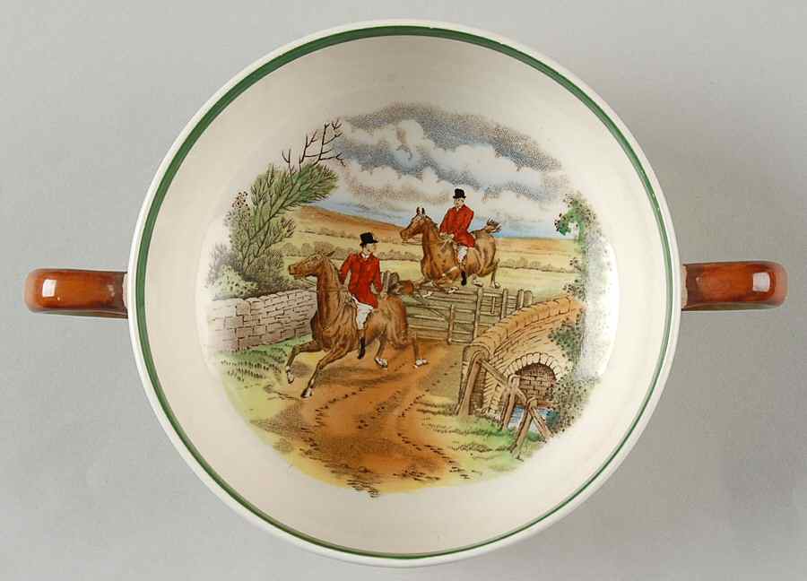 Herring Hunt, The Hunt (Green, Scalloped) Flat Cream Soup Bowl by Spode-1