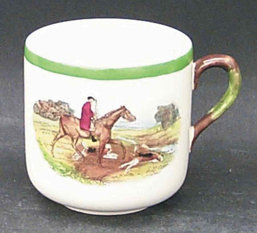 Herring Hunt, The Hunt (Green, Scalloped) Flat Demitasse Cup by Spode-1