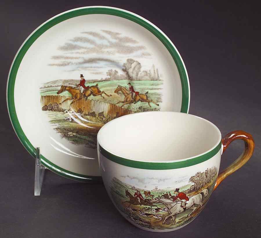 Herring Hunt, The Hunt (Green, Scalloped) Flat Cup & Saucer Set by Spode-1
