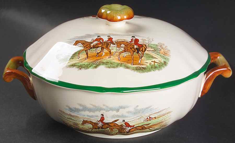 Herring Hunt, The Hunt (Green, Scalloped) Round Covered Vegetable by Spode-1