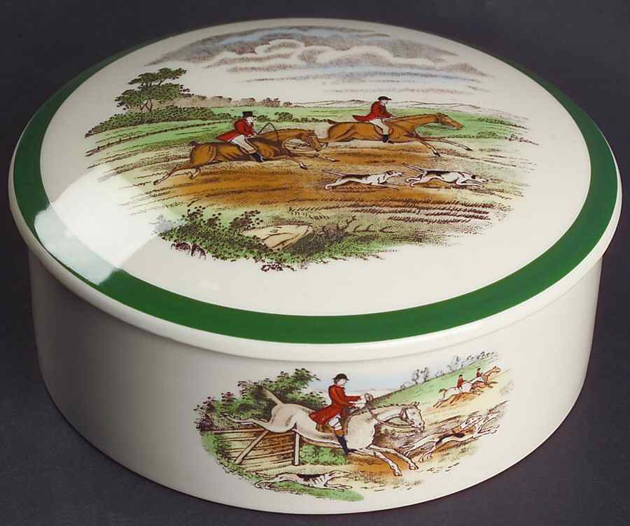 Herring Hunt, The Hunt (Green, Scalloped) 5" Round Box & Lid by Spode-1