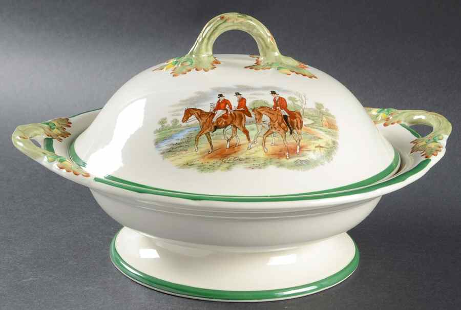 Herring Hunt, The Hunt (Green, Scalloped) Round Covered Vegetable by Spode-1
