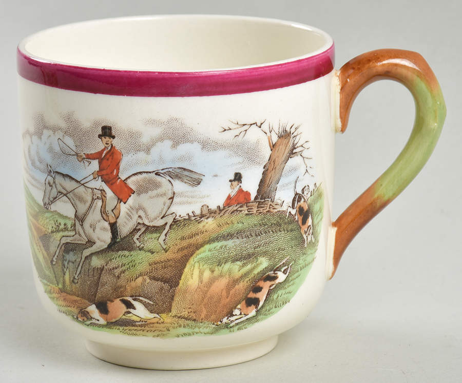 Herring Hunt The Hunt Red Footed Cup by Spode-1
