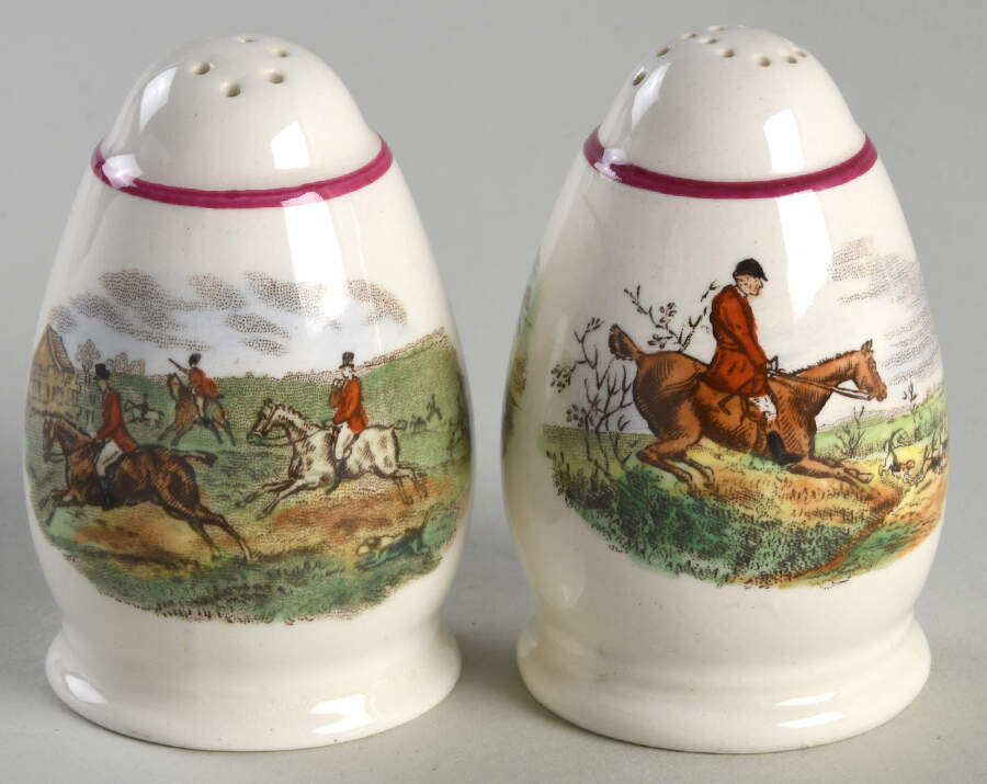 Herring Hunt The Hunt Red Salt & Pepper Set by Spode-1
