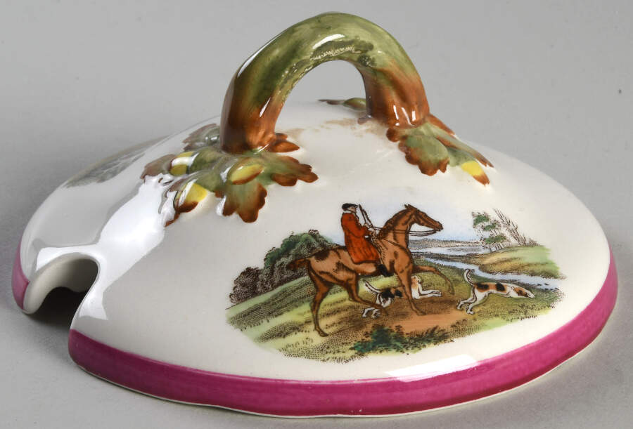 Herring Hunt The Hunt Red Lid for Sauce Boat by Spode-1