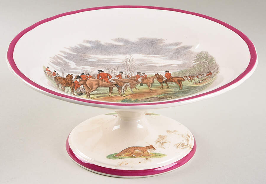 Herring Hunt The Hunt Red Round Compote (Height X Width) by Spode-1