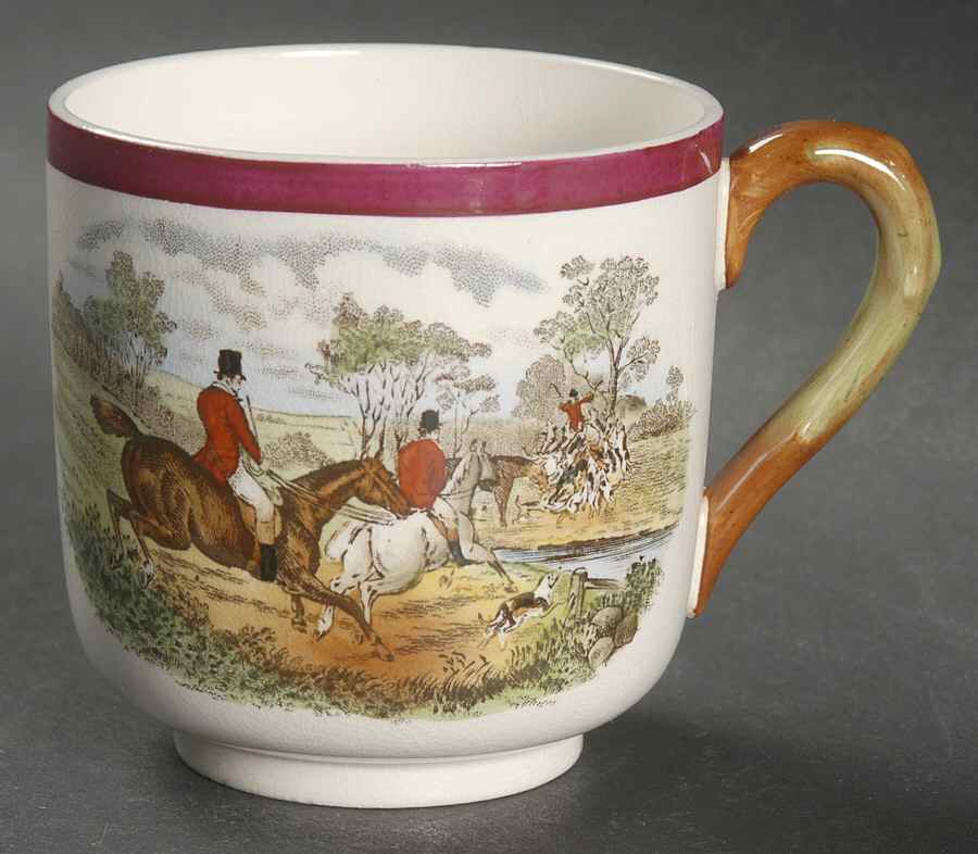 Herring Hunt The Hunt Red Footed Cup by Spode-1