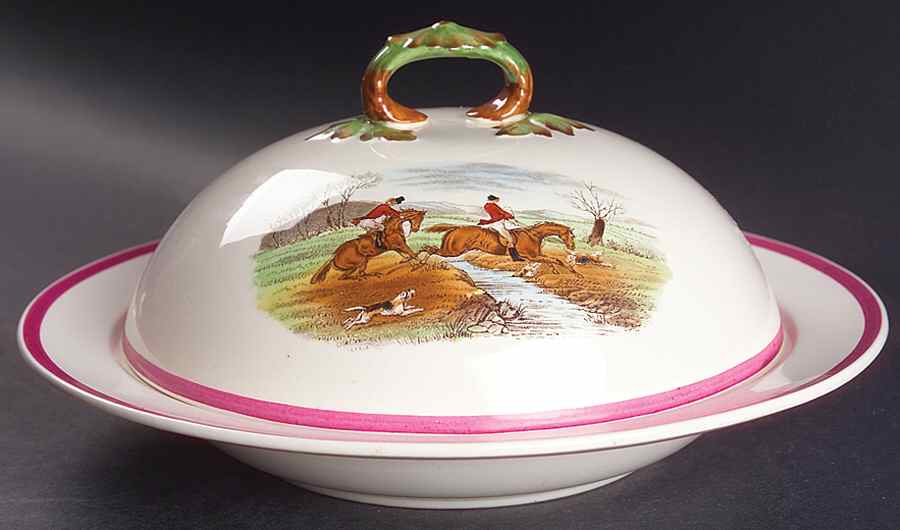 Herring Hunt The Hunt Red Muffin Dish & Lid by Spode-1
