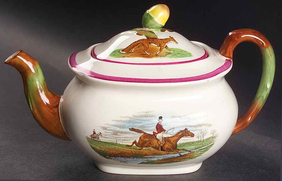 Herring Hunt The Hunt Red Mini Teapot & Lid by Spode-1