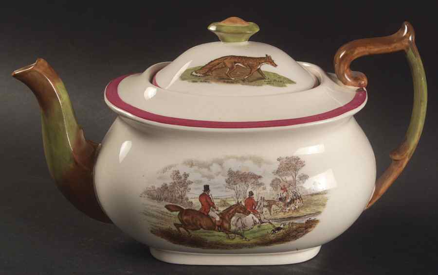 Herring Hunt The Hunt Red Small Teapot & Lid by Spode-1