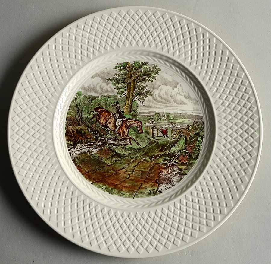 Herring Hunt (Mansard Shape) Dinner Plate by Spode-1