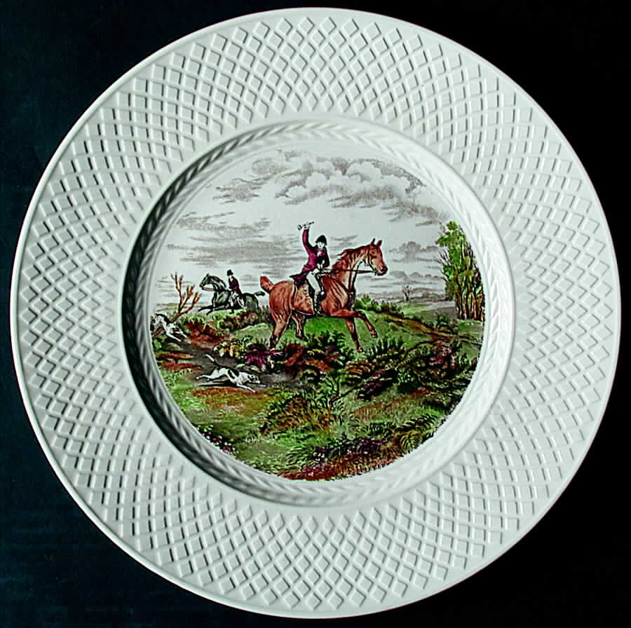 Herring Hunt (Mansard Shape) Dinner Plate by Spode-1