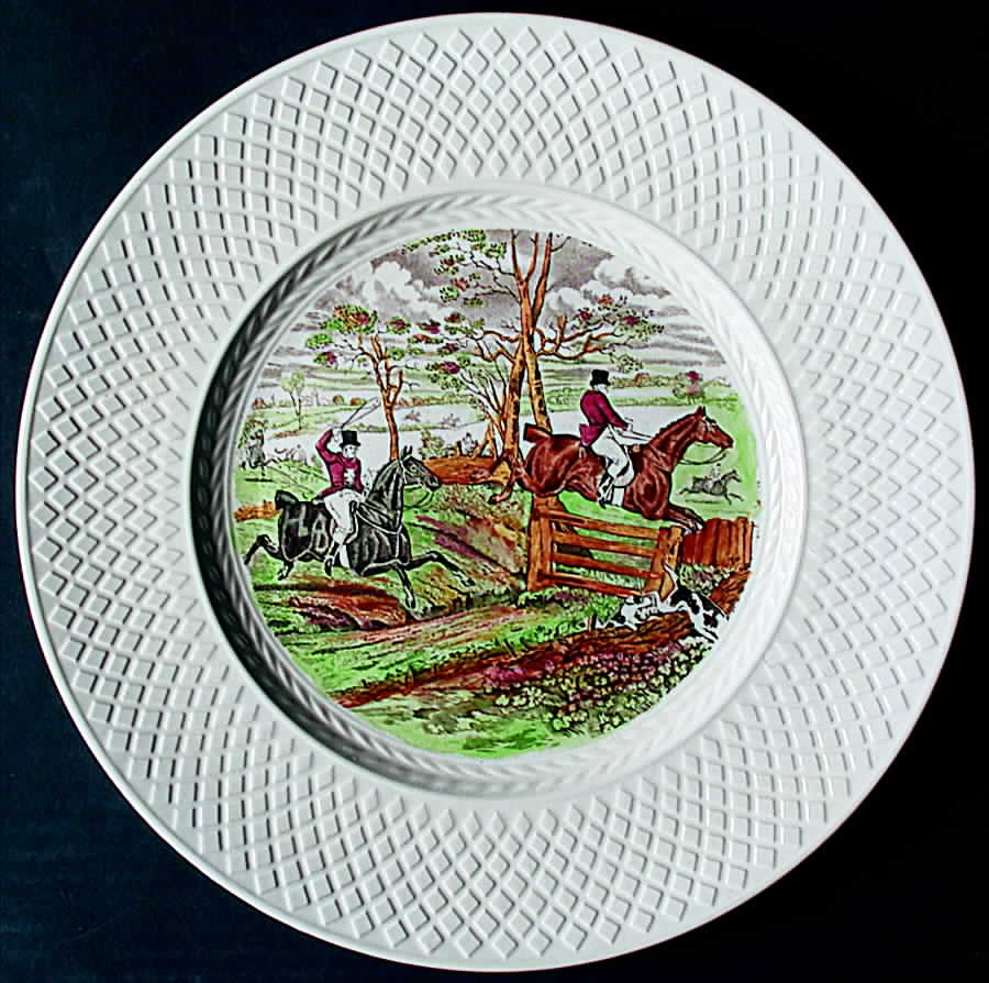 Herring Hunt (Mansard Shape) Dinner Plate by Spode-1