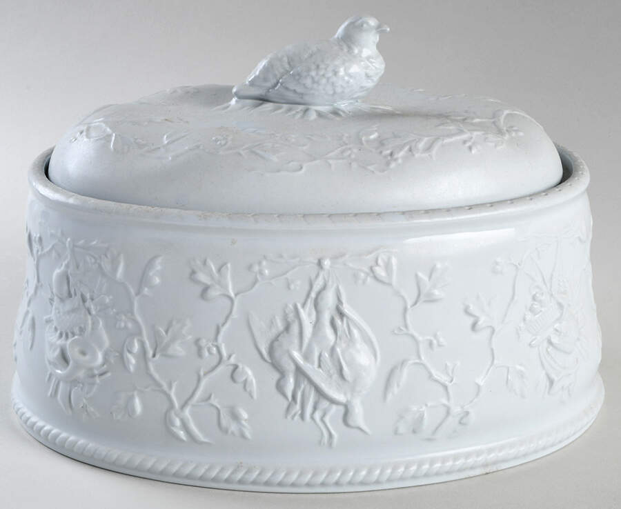 Henry Iv Oval Covered Vegetable by Spode-1